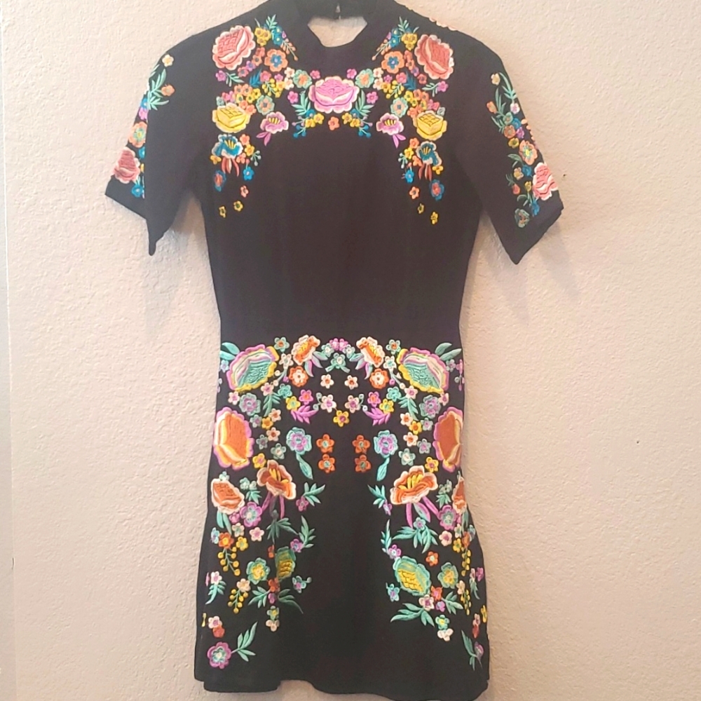 Like new Asos Black floral embroidery dress. So Cute